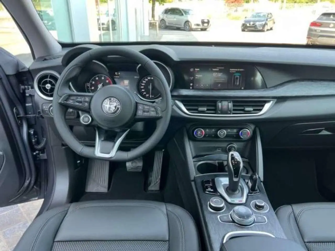 Photo 1 : Alfa Romeo Stelvio 2021 Petrol