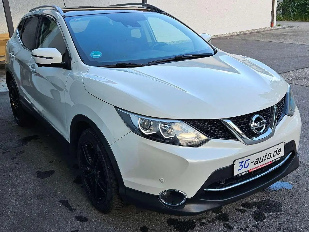 Photo 1 : Nissan Qashqai 2015 Petrol