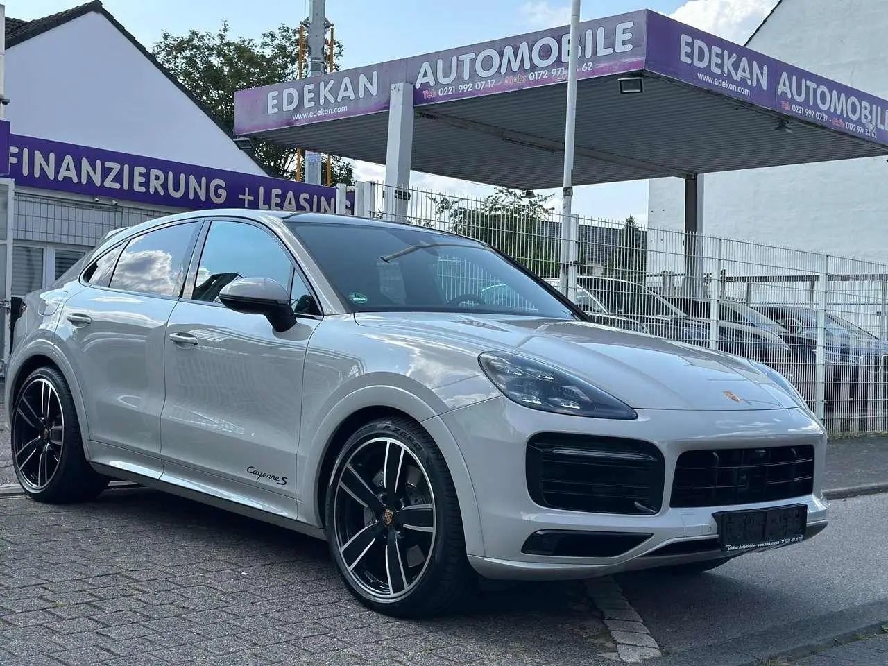 Photo 1 : Porsche Cayenne 2020 Essence