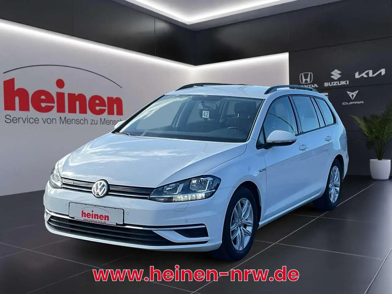 Photo 1 : Volkswagen Golf 2020 Essence