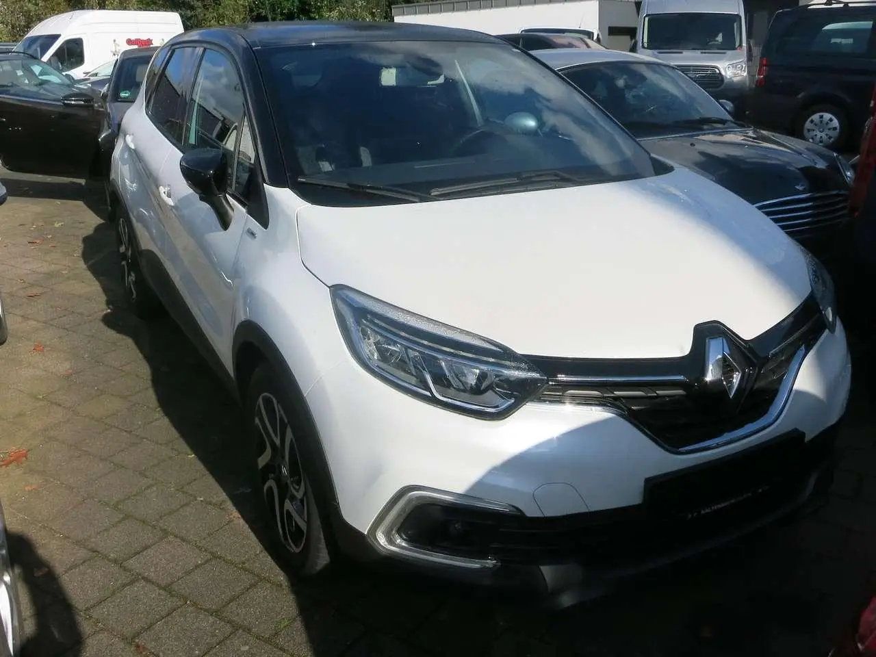 Photo 1 : Renault Captur 2019 Essence