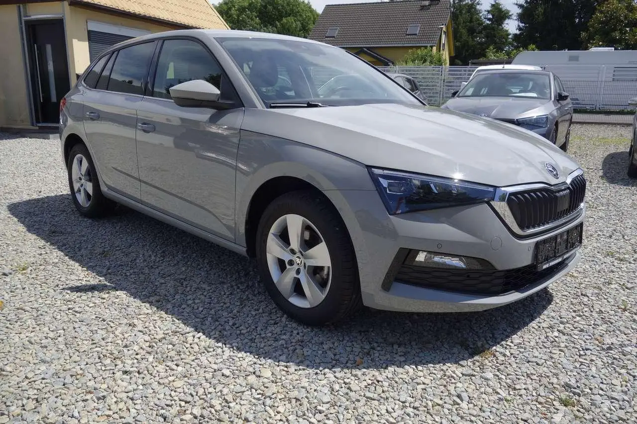 Photo 1 : Skoda Scala 2022 Petrol