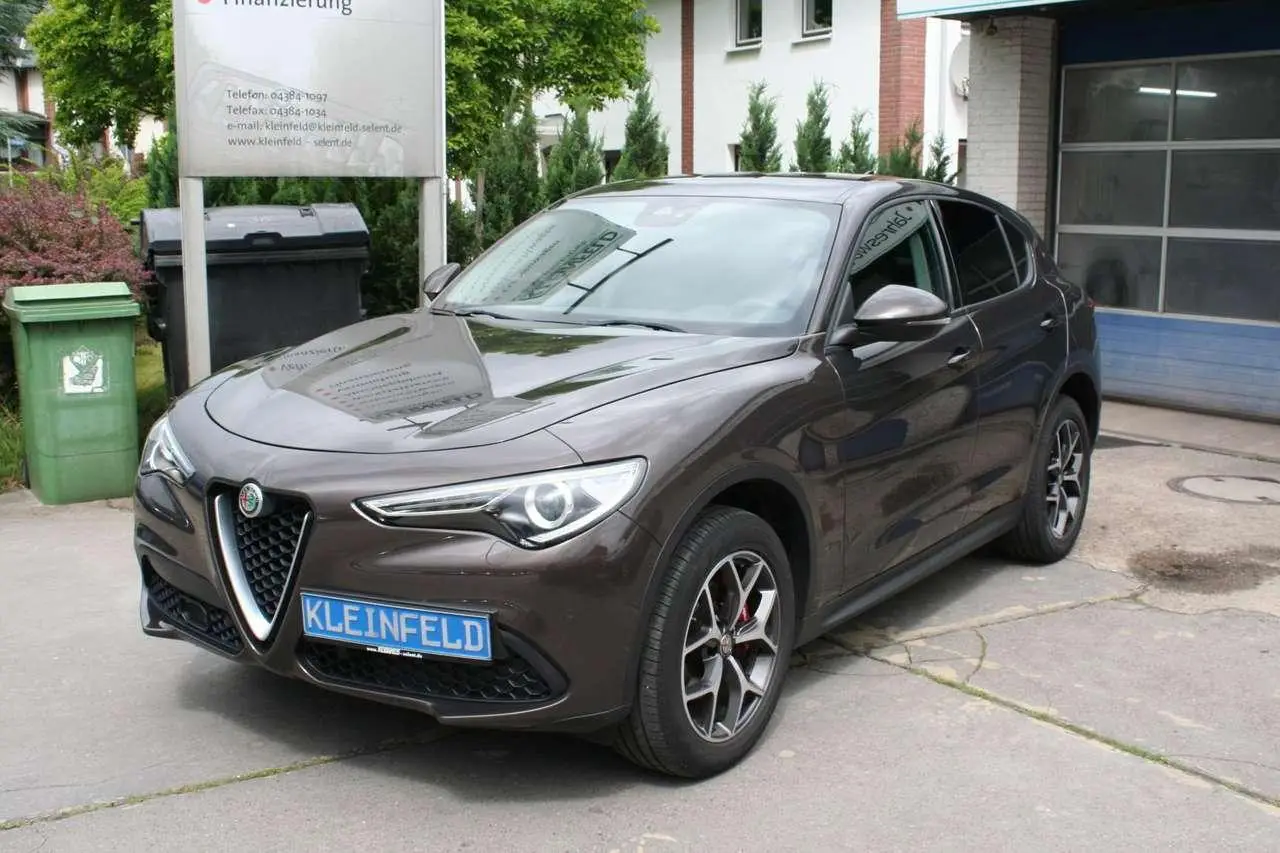 Photo 1 : Alfa Romeo Stelvio 2020 Essence