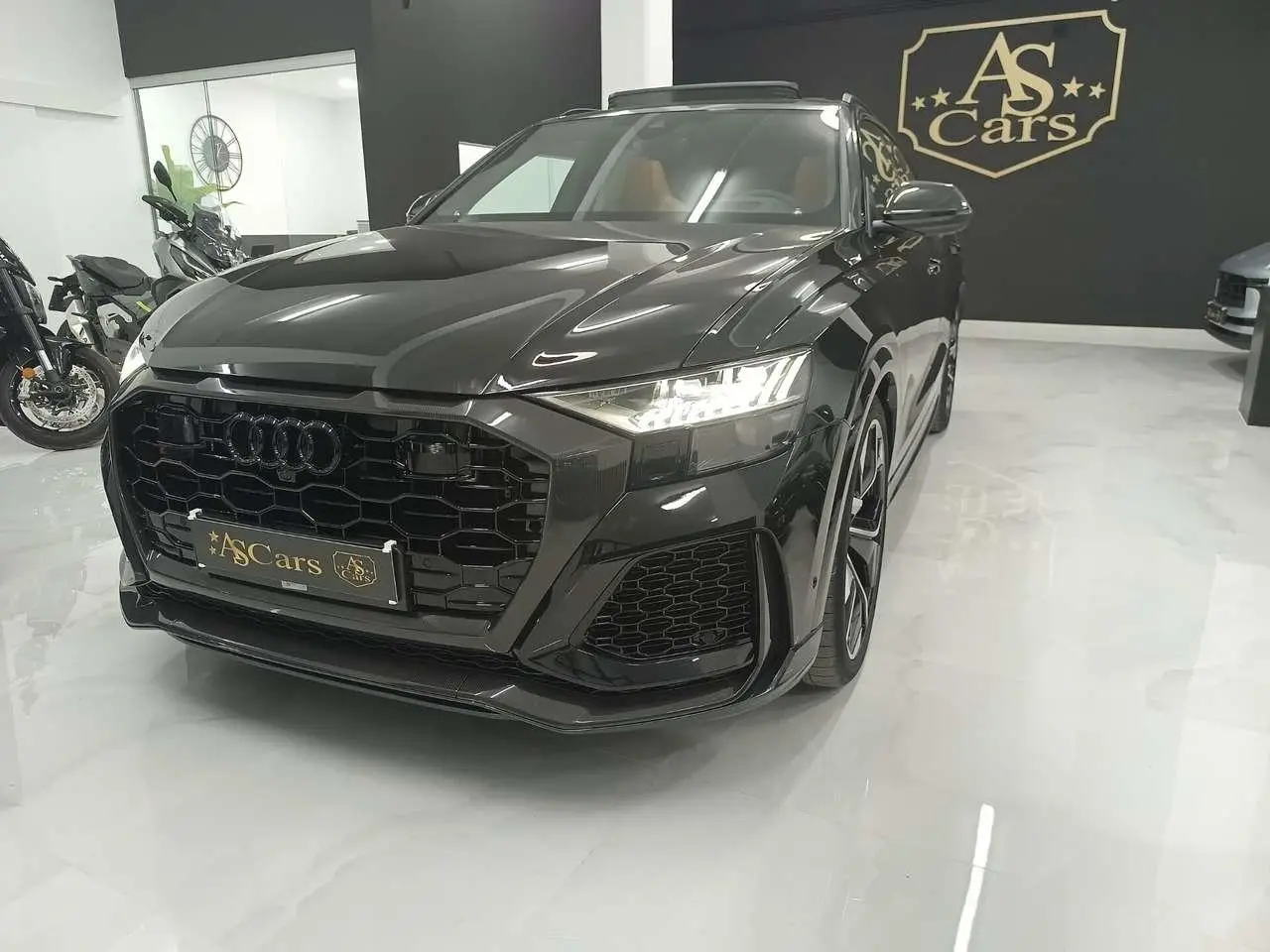 Photo 1 : Audi Q8 2022 Hybride