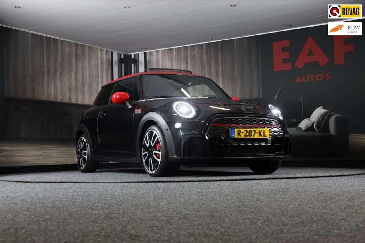 Photo 1 : Mini John Cooper Works 2022 Essence