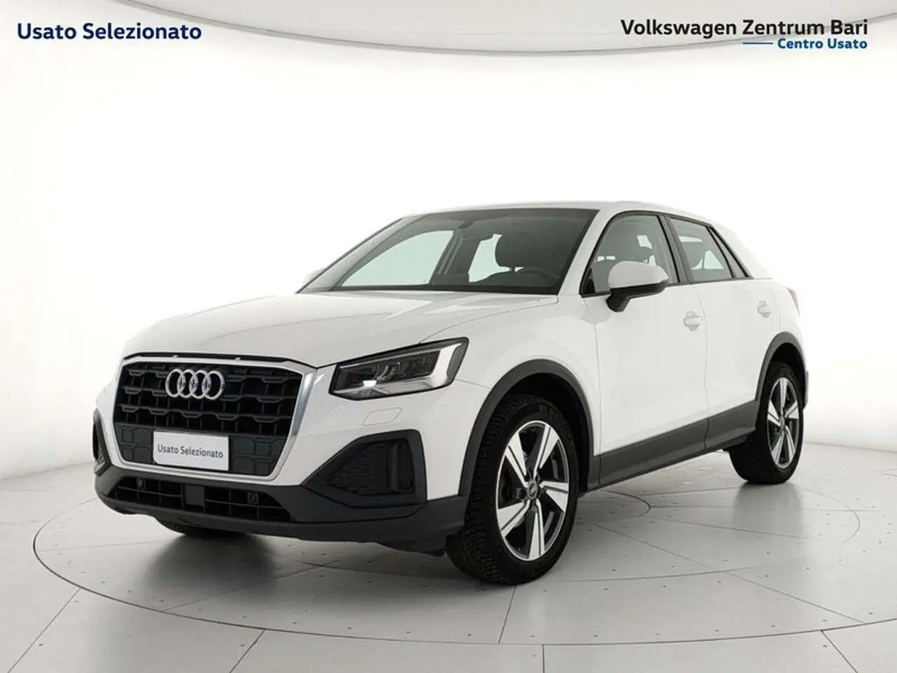 Photo 1 : Audi Q2 2020 Petrol