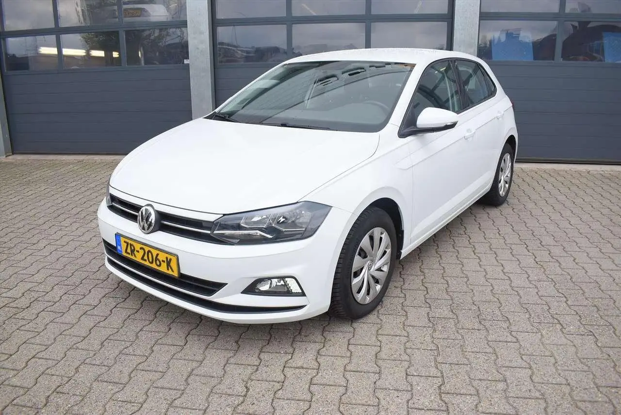 Photo 1 : Volkswagen Polo 2019 Essence