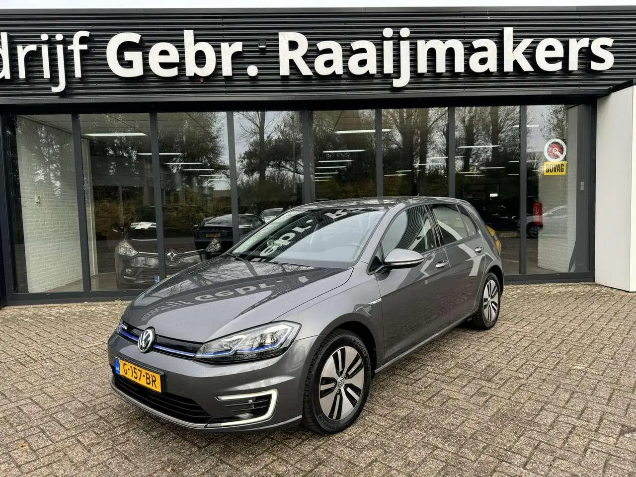 Photo 1 : Volkswagen Golf 2019 Électrique