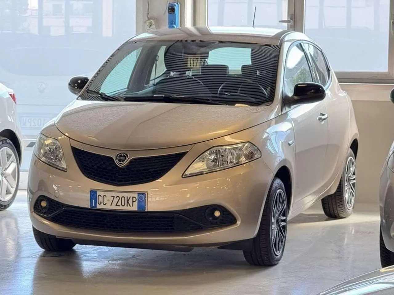 Photo 1 : Lancia Ypsilon 2020 Petrol