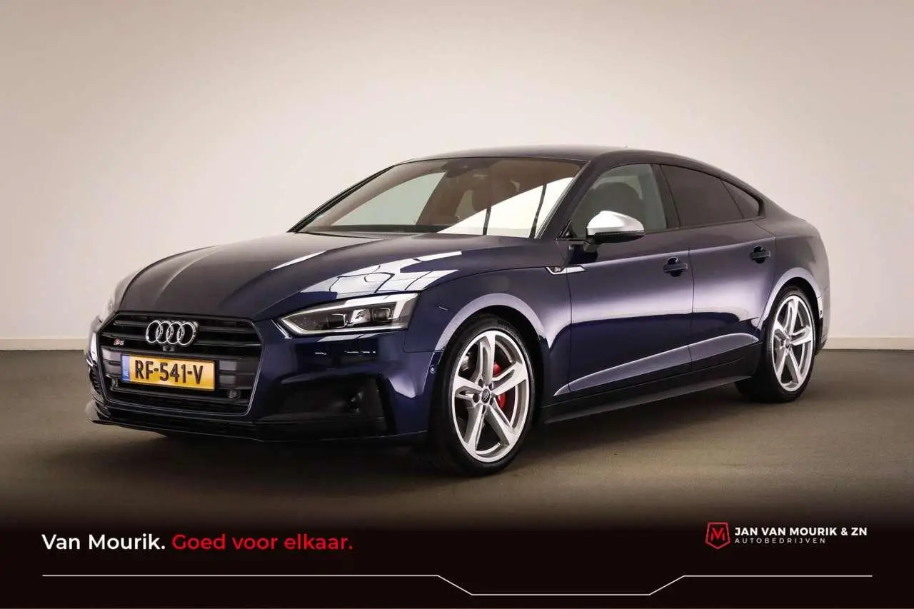 Photo 1 : Audi A5 2017 Petrol