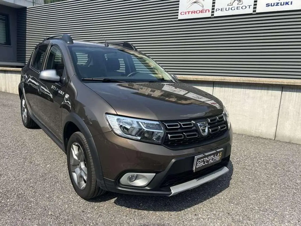 Photo 1 : Dacia Sandero 2020 LPG