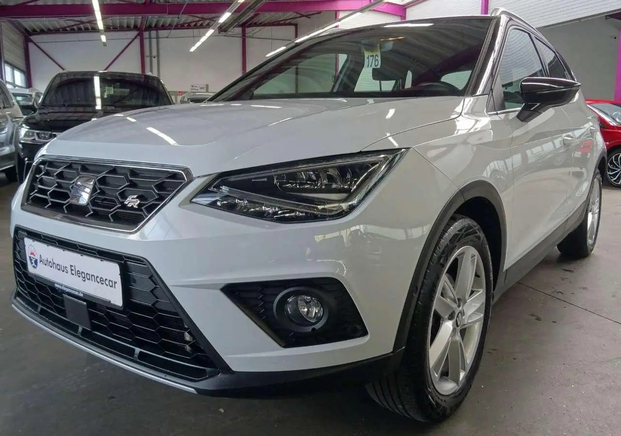 Photo 1 : Seat Arona 2020 Essence