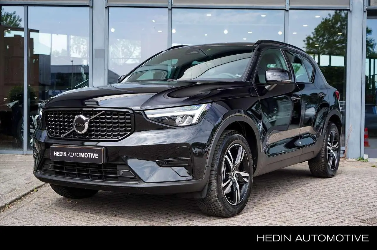 Photo 1 : Volvo Xc40 2024 Hybrid