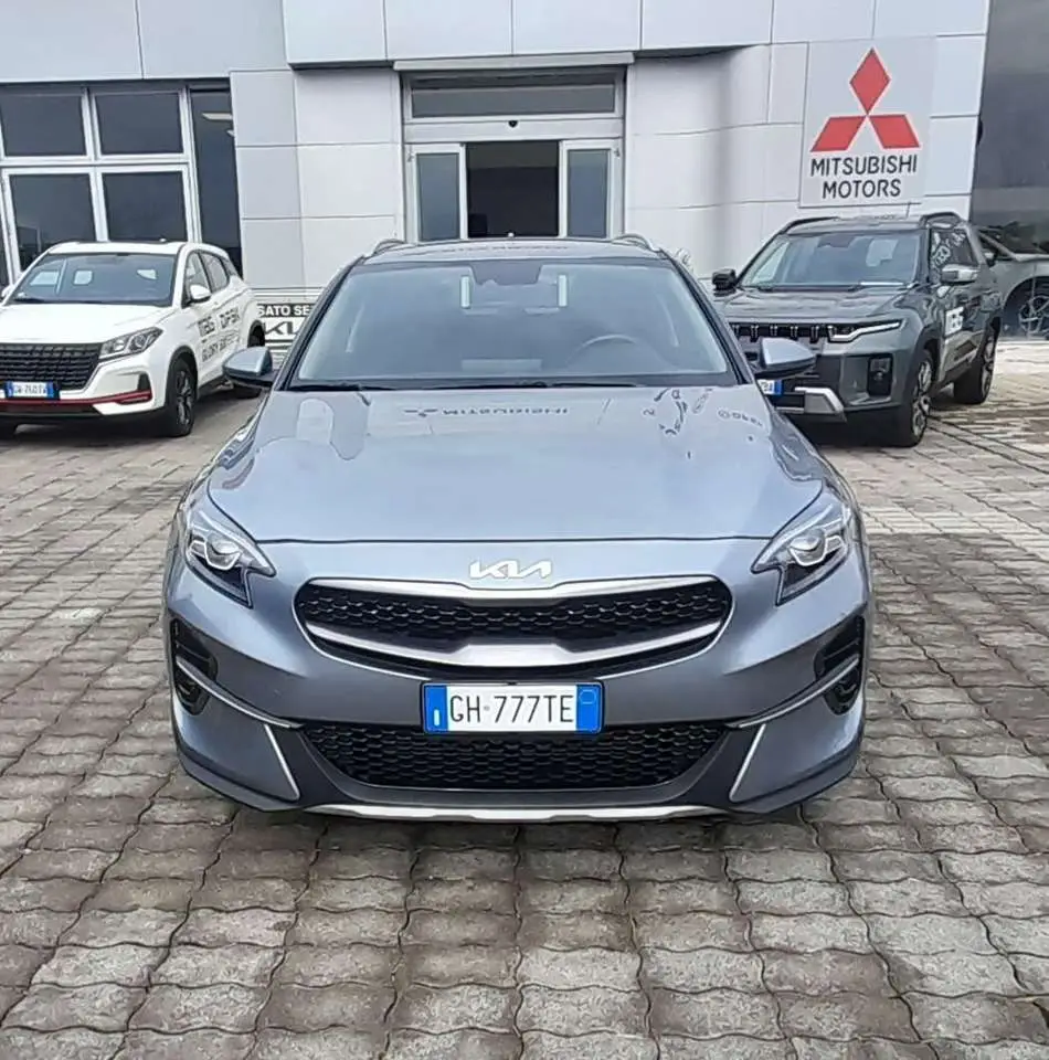 Photo 1 : Kia Xceed 2022 LPG