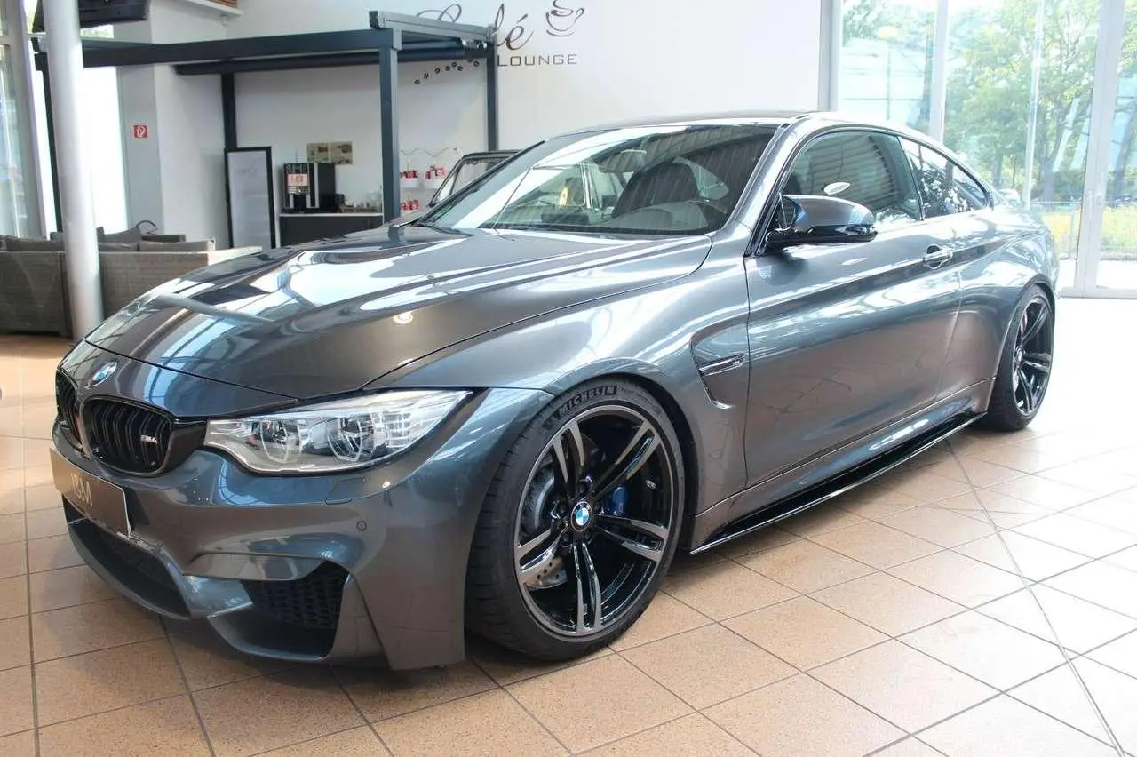 Photo 1 : Bmw M4 2016 Petrol