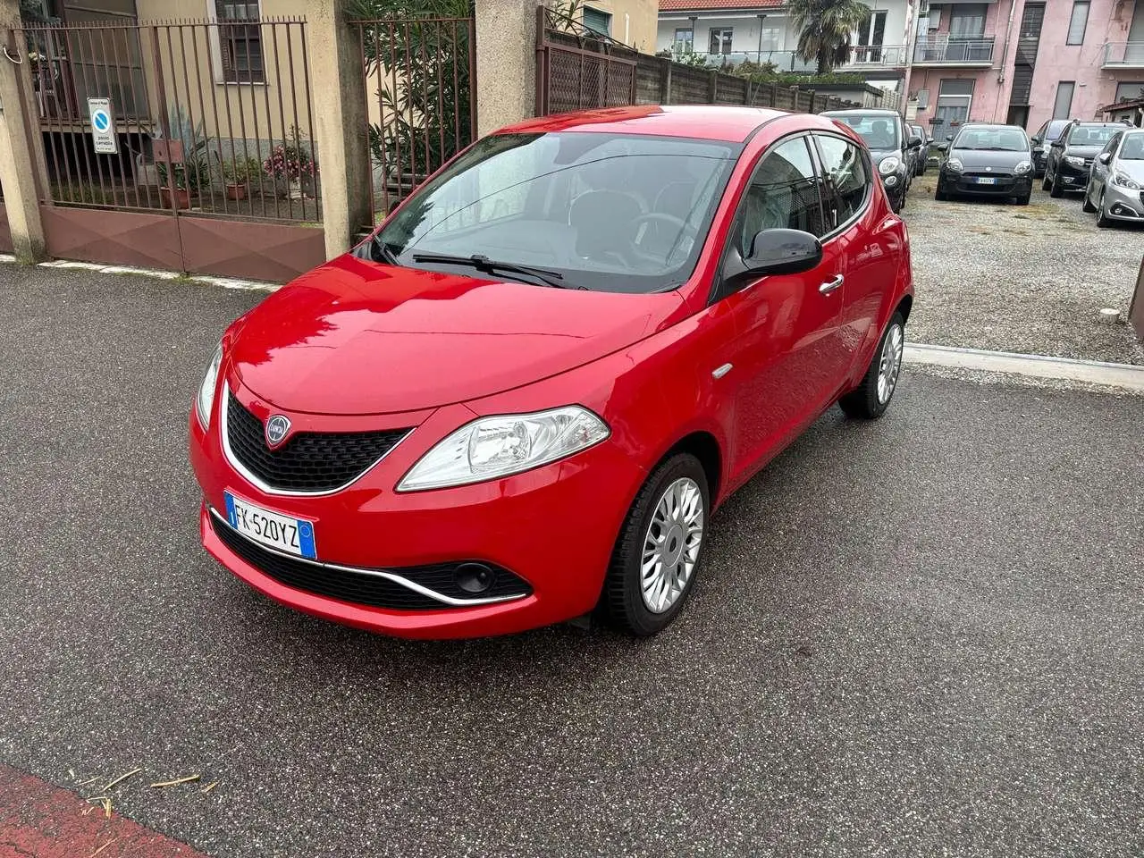 Photo 1 : Lancia Ypsilon 2017 Petrol