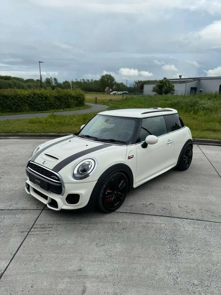 Photo 1 : Mini John Cooper Works 2016 Essence