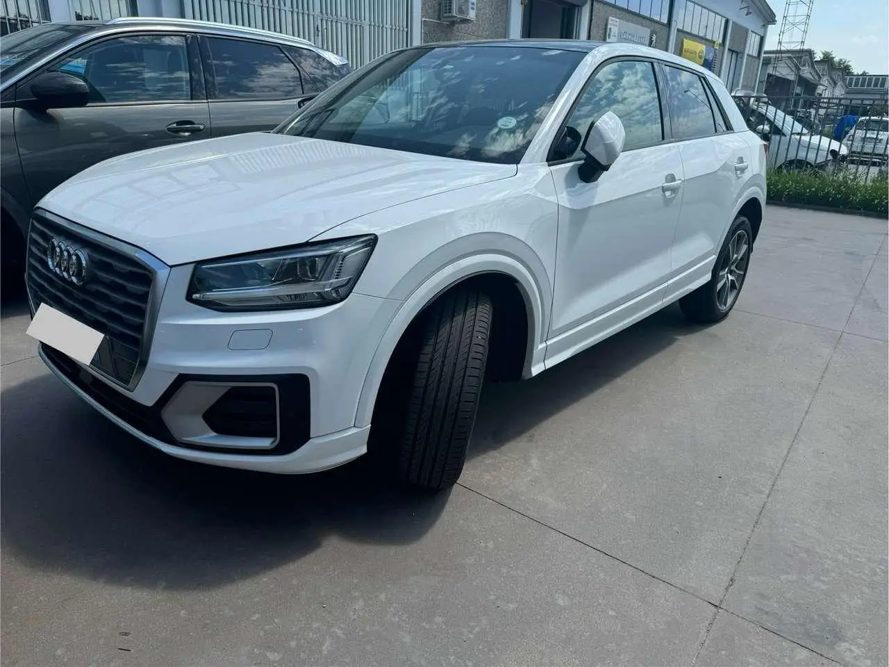 Photo 1 : Audi Q2 2017 Diesel