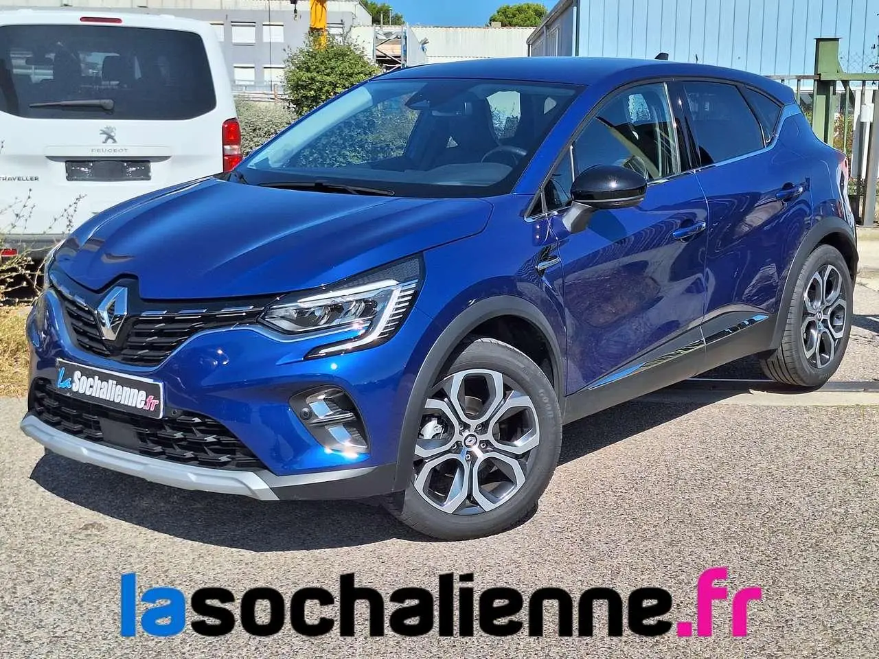 Photo 1 : Renault Captur 2022 Essence