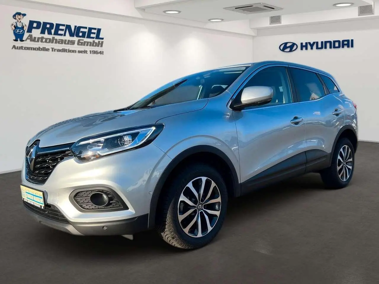 Photo 1 : Renault Kadjar 2021 Petrol