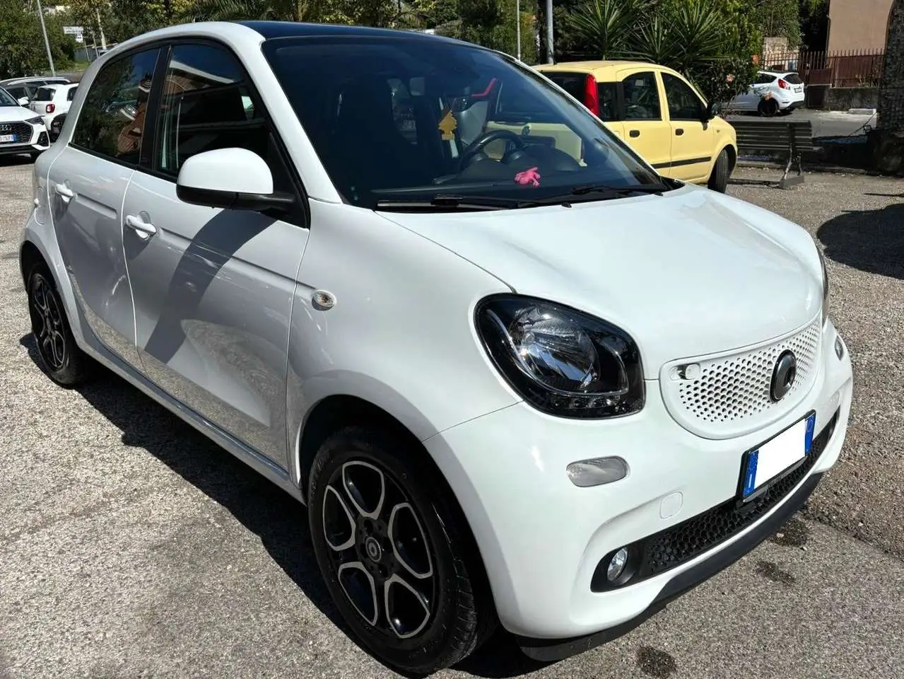 Photo 1 : Smart Forfour 2018 Petrol