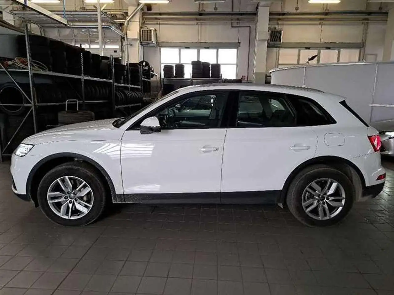 Photo 1 : Audi Q5 2020 Hybride