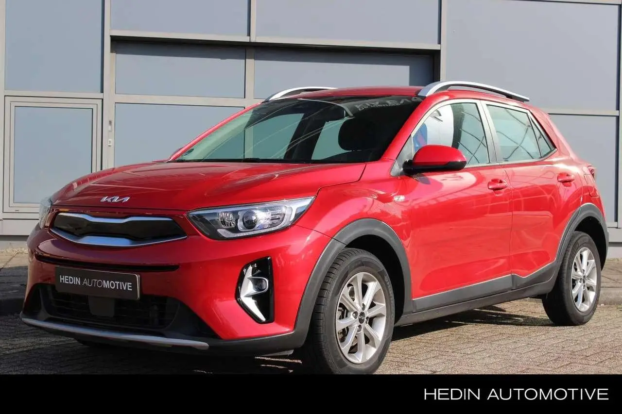 Photo 1 : Kia Stonic 2022 Petrol