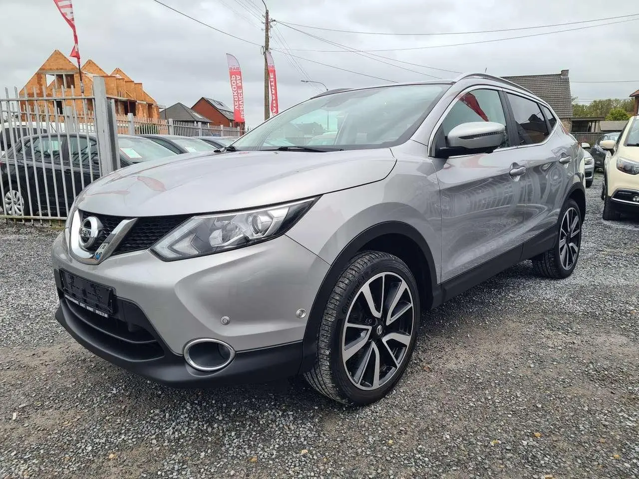 Photo 1 : Nissan Qashqai 2017 Petrol