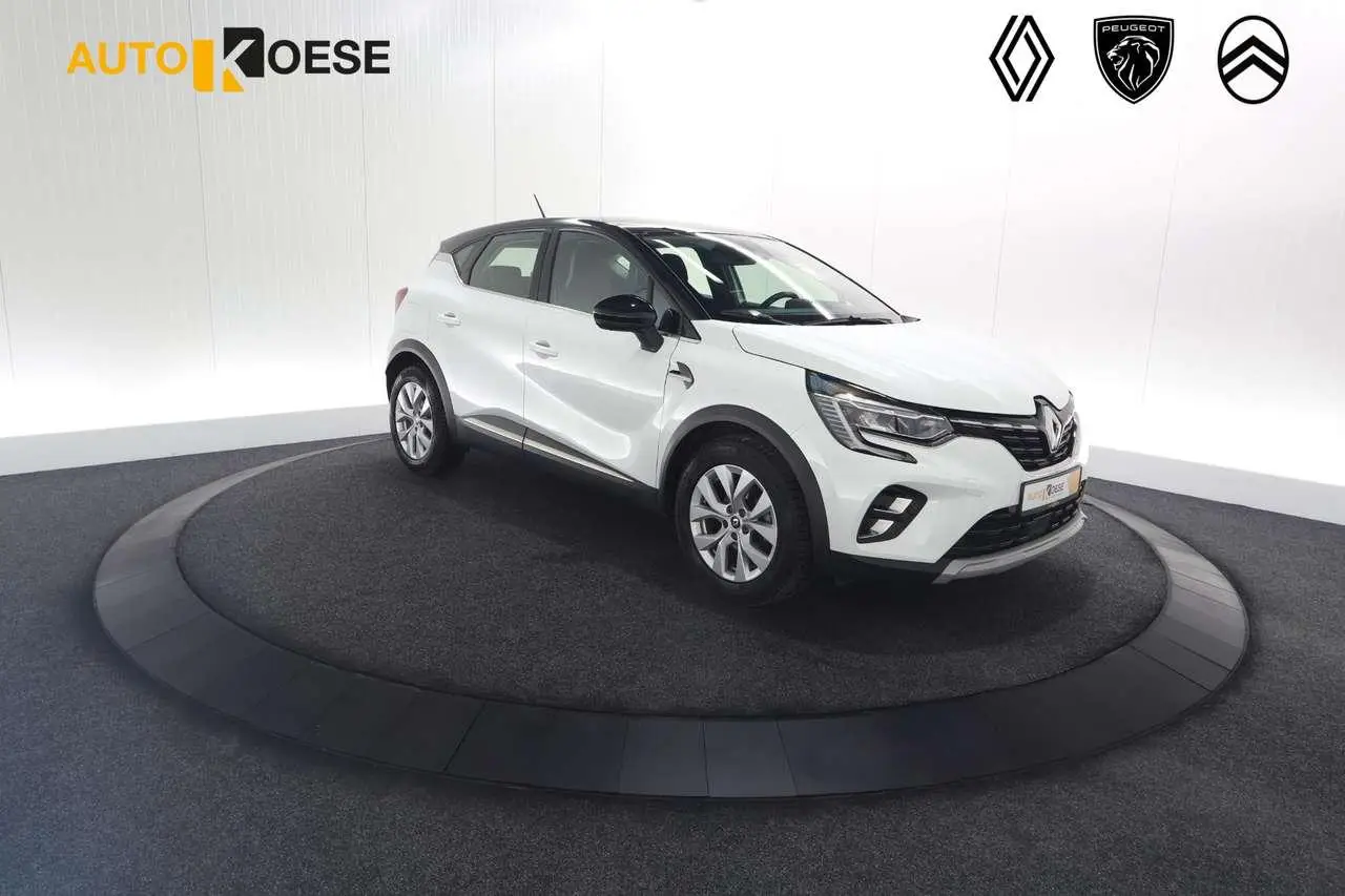 Photo 1 : Renault Captur 2021 Essence