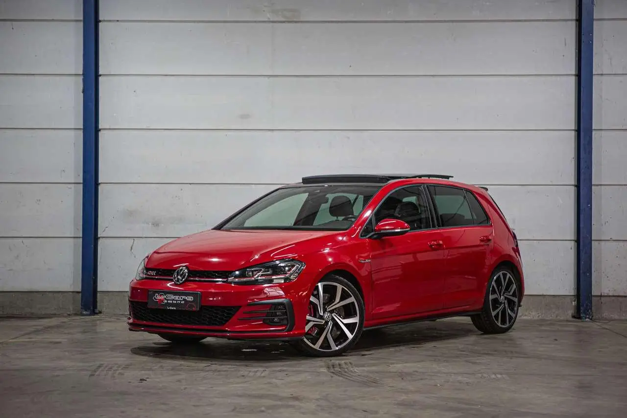 Photo 1 : Volkswagen Golf 2017 Essence