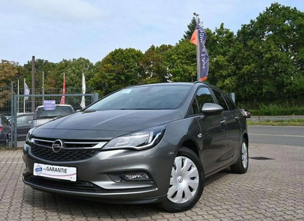 Photo 1 : Opel Astra 2017 Diesel