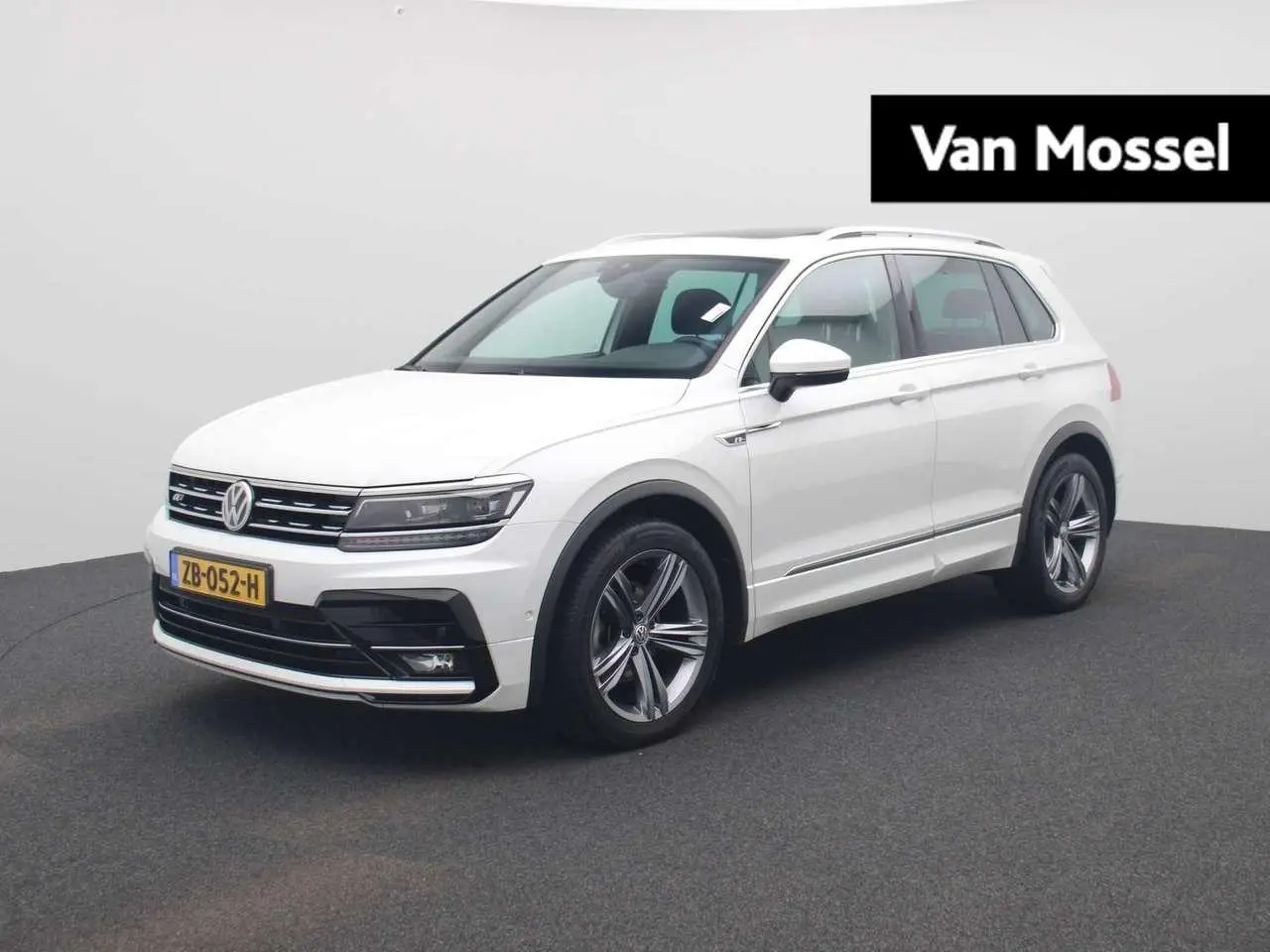 Photo 1 : Volkswagen Tiguan 2019 Essence