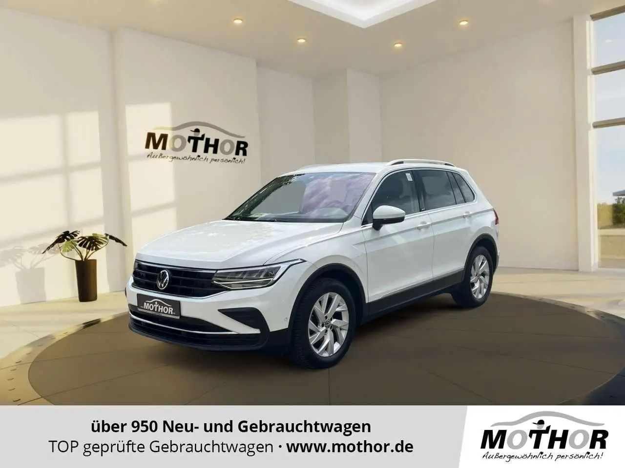 Photo 1 : Volkswagen Tiguan 2023 Essence