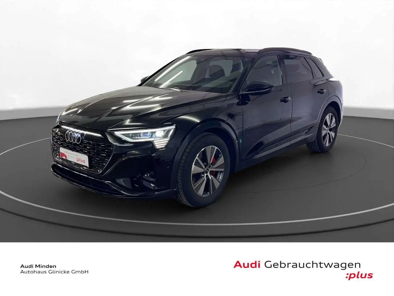 Photo 1 : Audi Q8 2023 Électrique