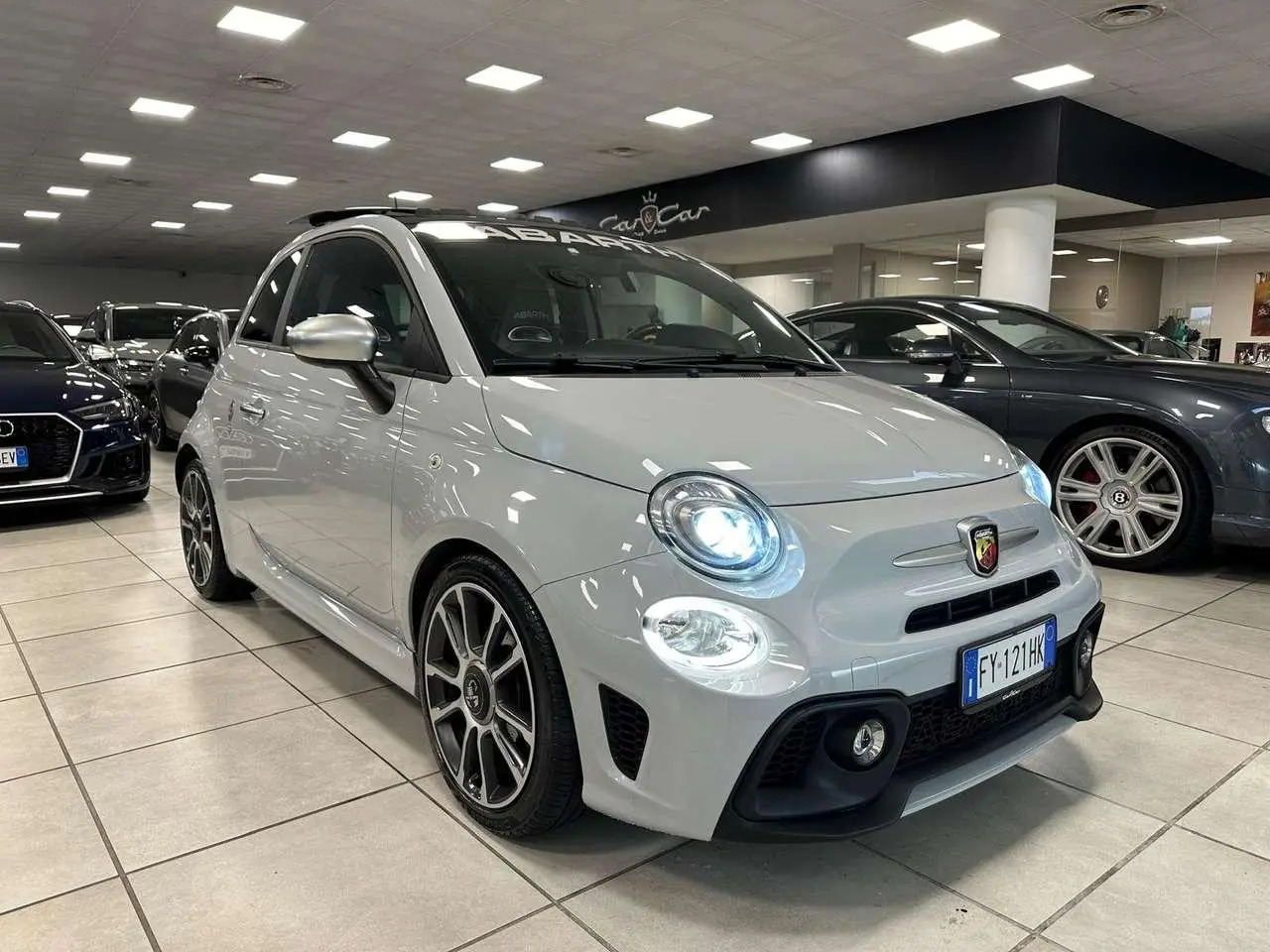 Photo 1 : Abarth 595 2019 Petrol