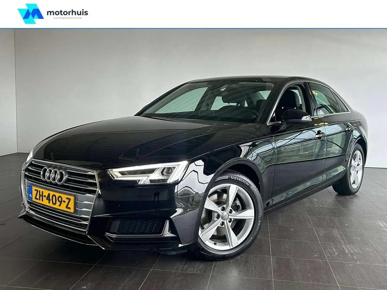 Photo 1 : Audi A4 2019 Hybride