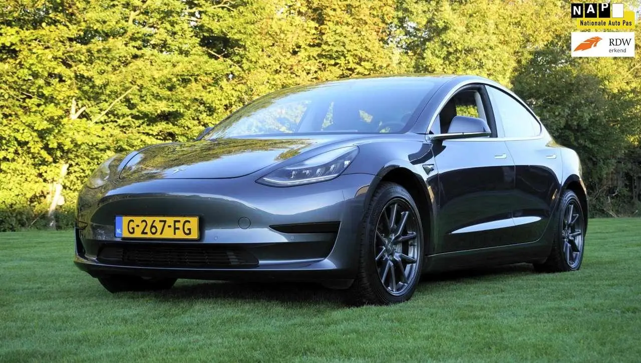 Photo 1 : Tesla Model 3 2019 Electric