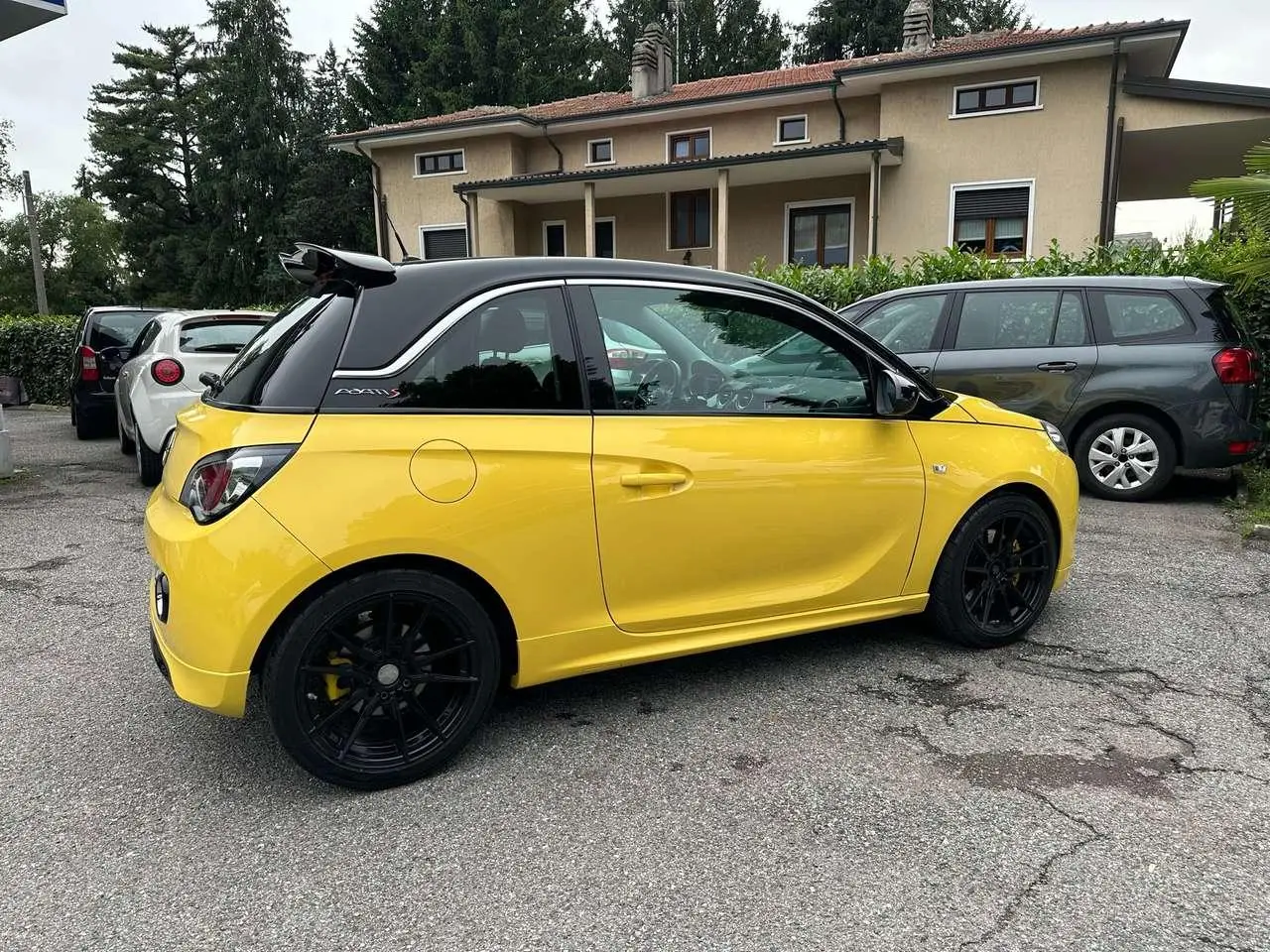 Photo 1 : Opel Adam 2016 Petrol