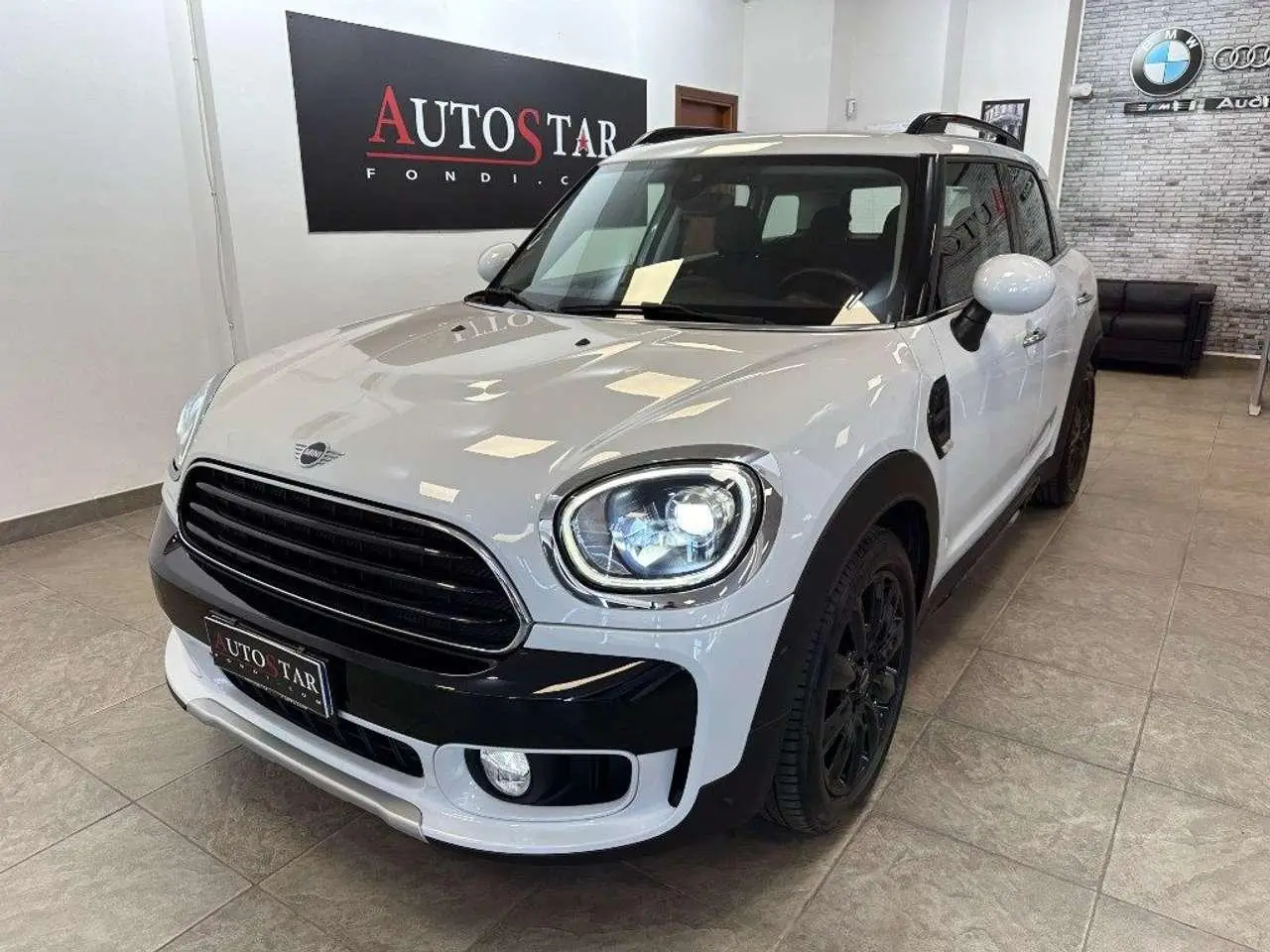 Photo 1 : Mini One 2019 Diesel