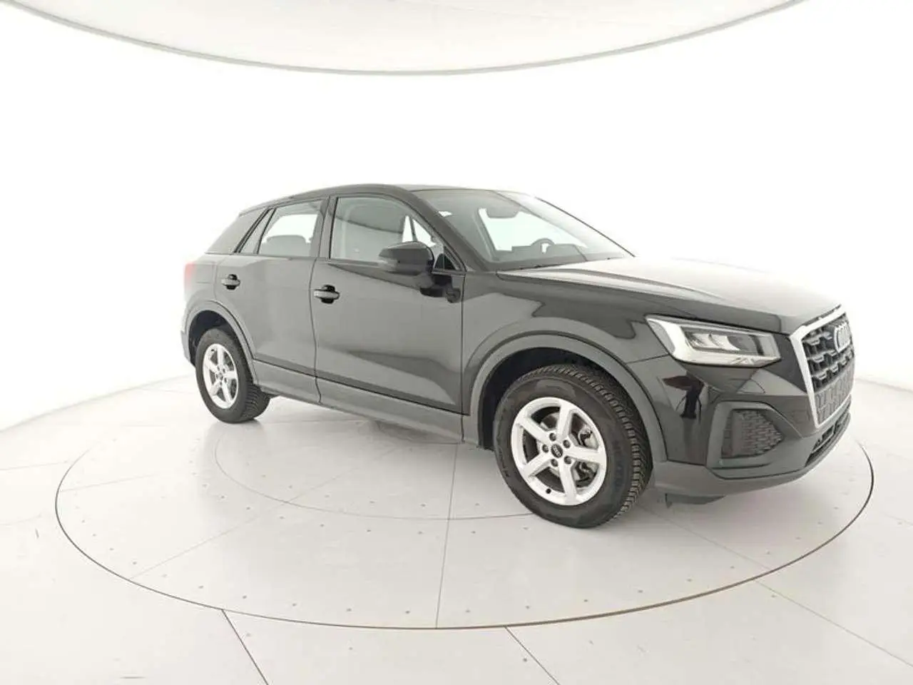 Photo 1 : Audi Q2 2022 Diesel