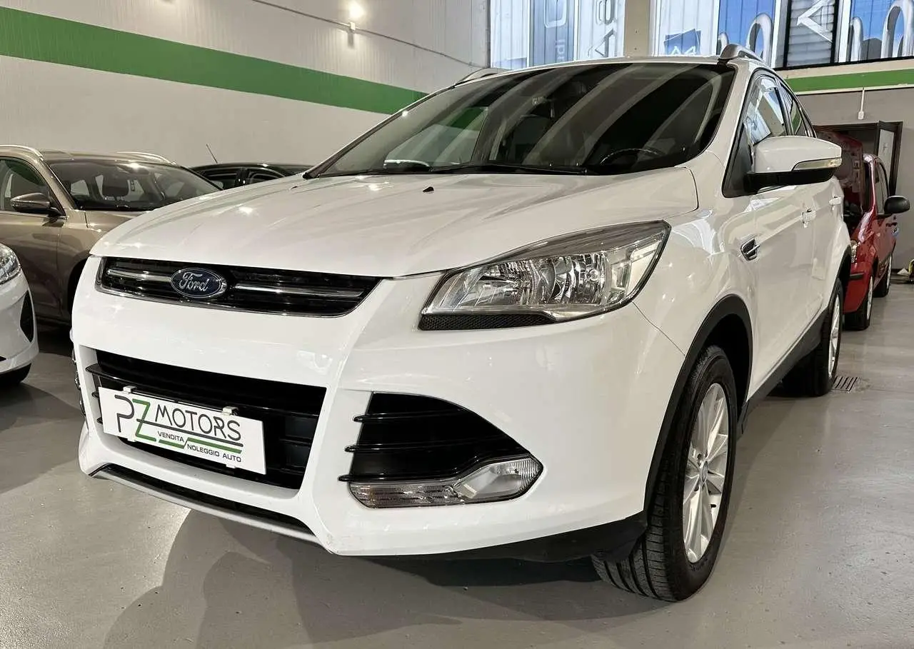 Photo 1 : Ford Kuga 2015 Diesel