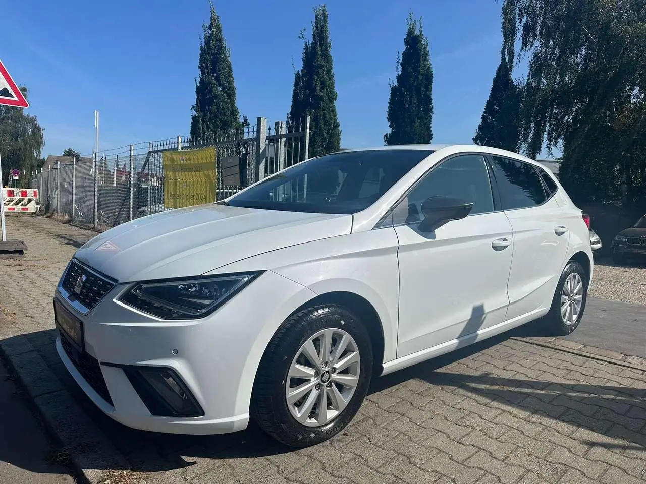 Photo 1 : Seat Ibiza 2020 Petrol