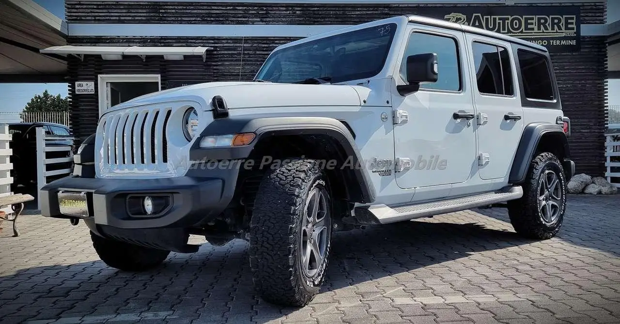 Photo 1 : Jeep Wrangler 2019 Diesel