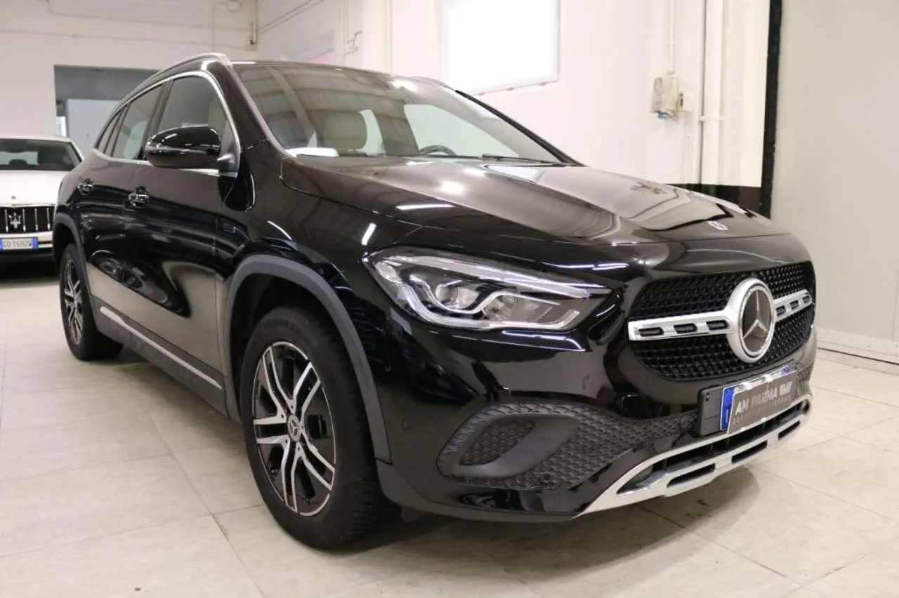 Photo 1 : Mercedes-benz Classe Gla 2021 Hybrid