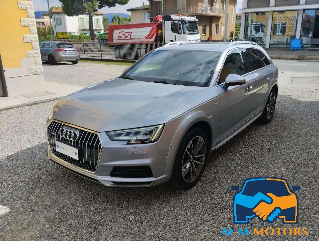 Photo 1 : Audi A4 2017 Diesel