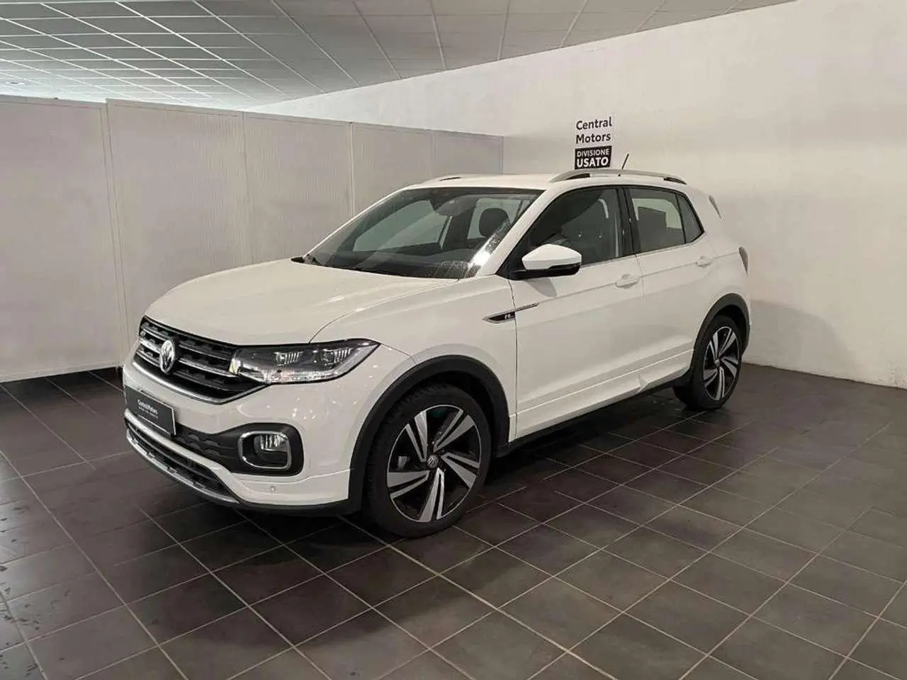 Photo 1 : Volkswagen T-cross 2020 Essence