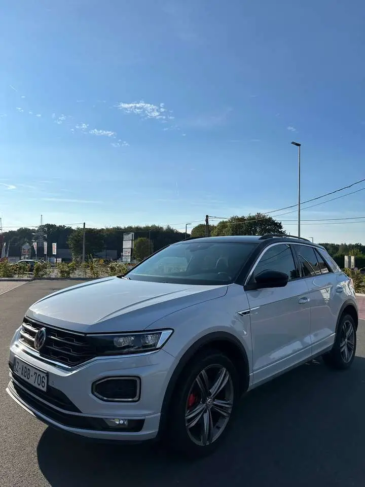 Photo 1 : Volkswagen T-roc 2020 Essence