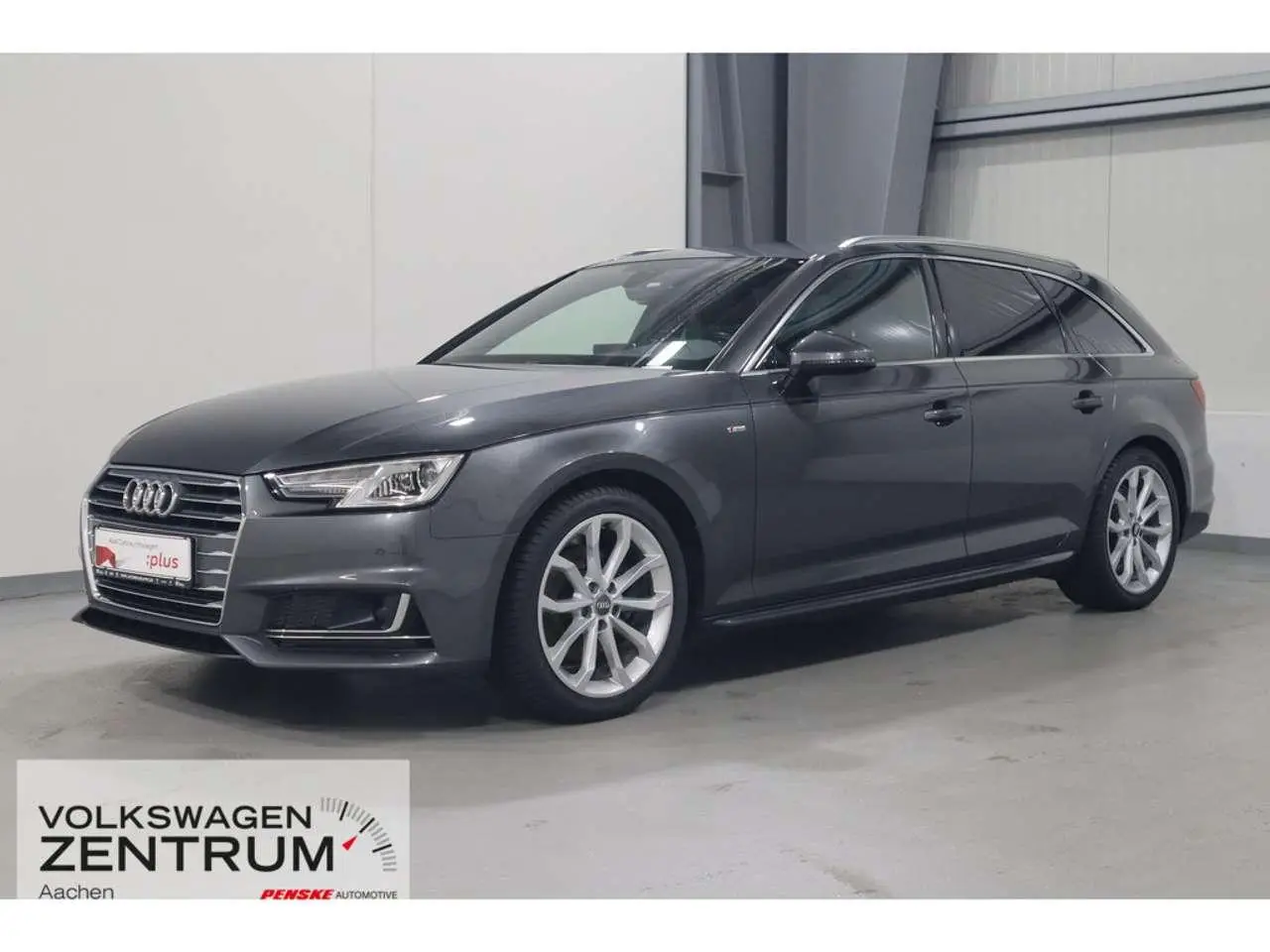 Photo 1 : Audi A4 2017 Petrol