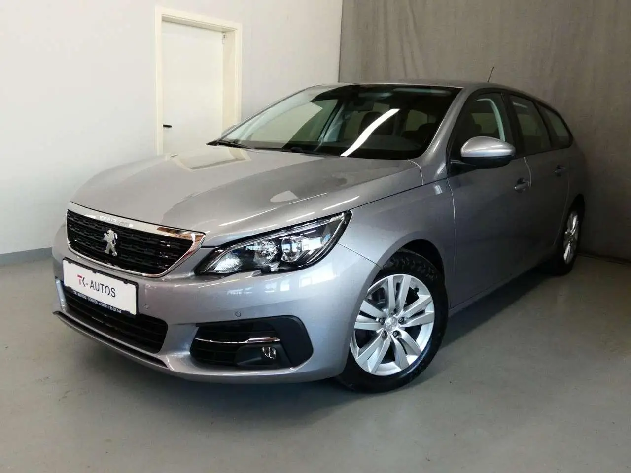 Photo 1 : Peugeot 308 2019 Petrol