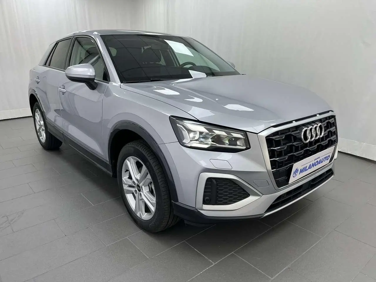 Photo 1 : Audi Q2 2024 Essence